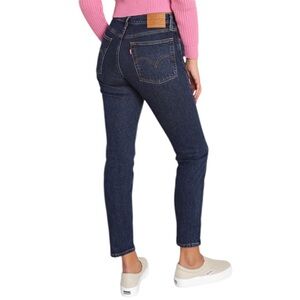 Levi’s Dark Wash Skinny Jeans Women’s Cropped Wedgie Fit